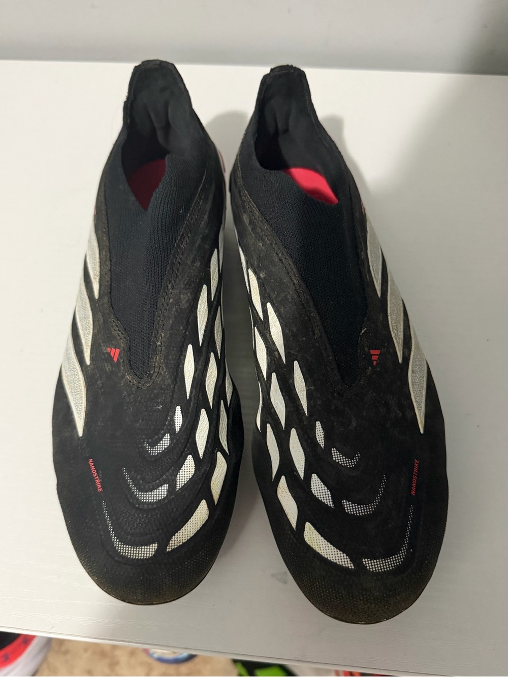 adidas Kids Predator laceless soccer cleats